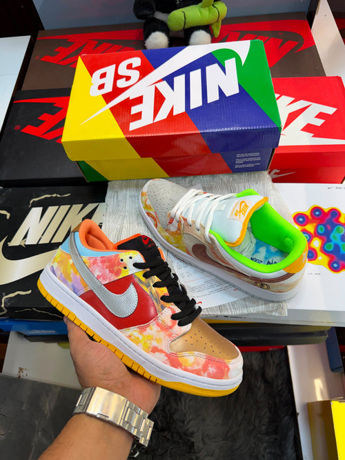 Nike SB Dunk Low ‘Street Hawker’