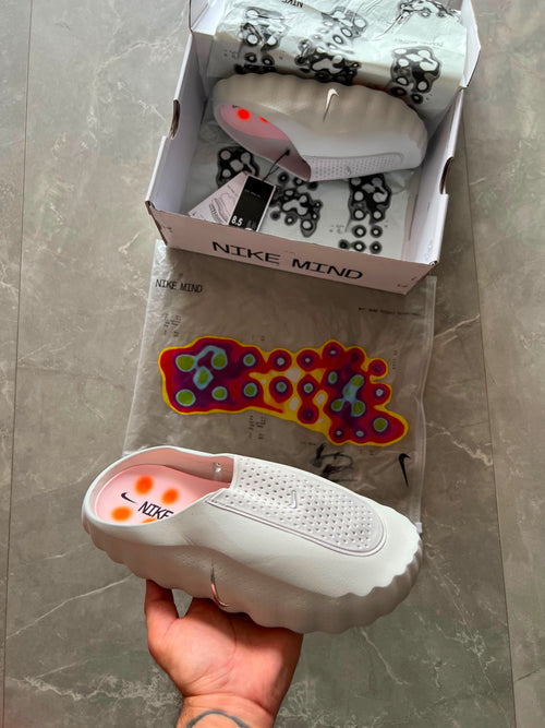 Nike Mind 0001 Slide