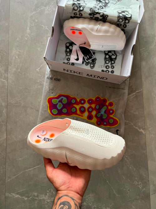 Nike Mind 0001 Slide