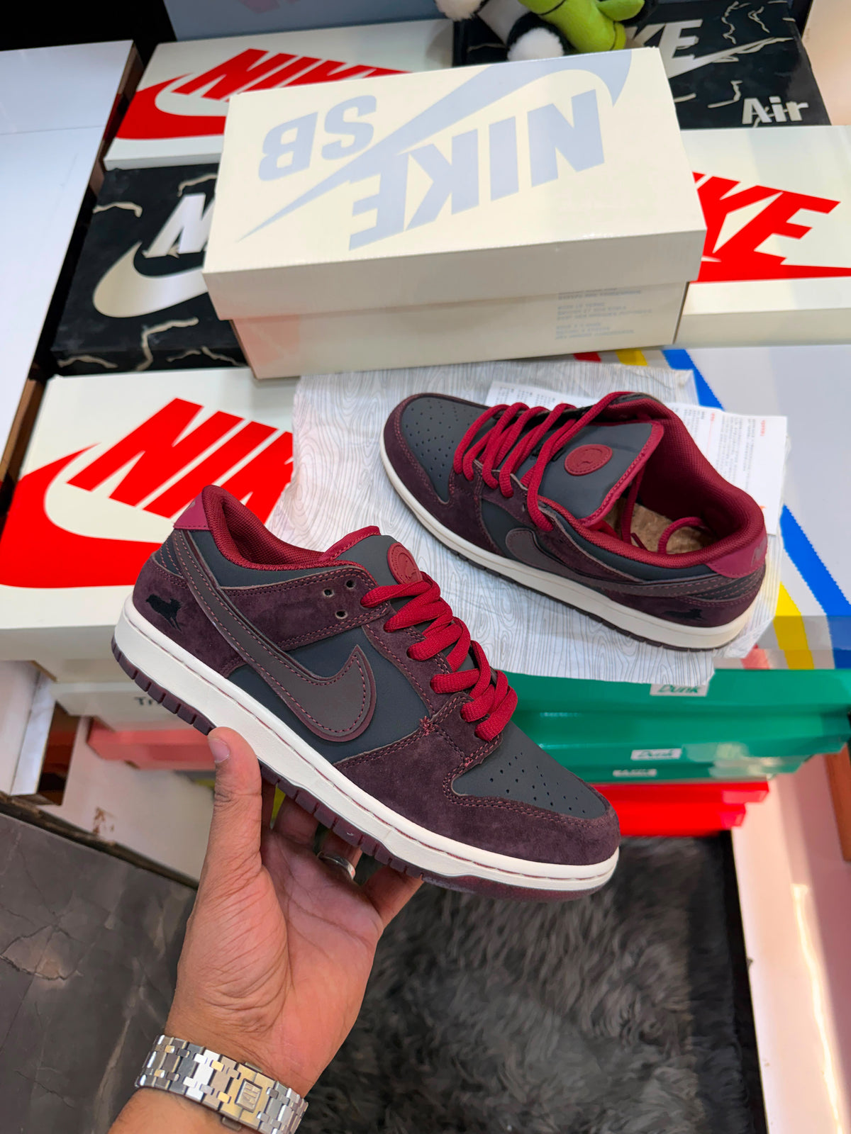 Nike SB Dunk Low ‘Riot’