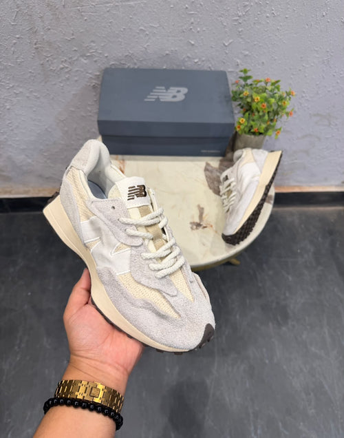 New Balance 327 Beige Leather